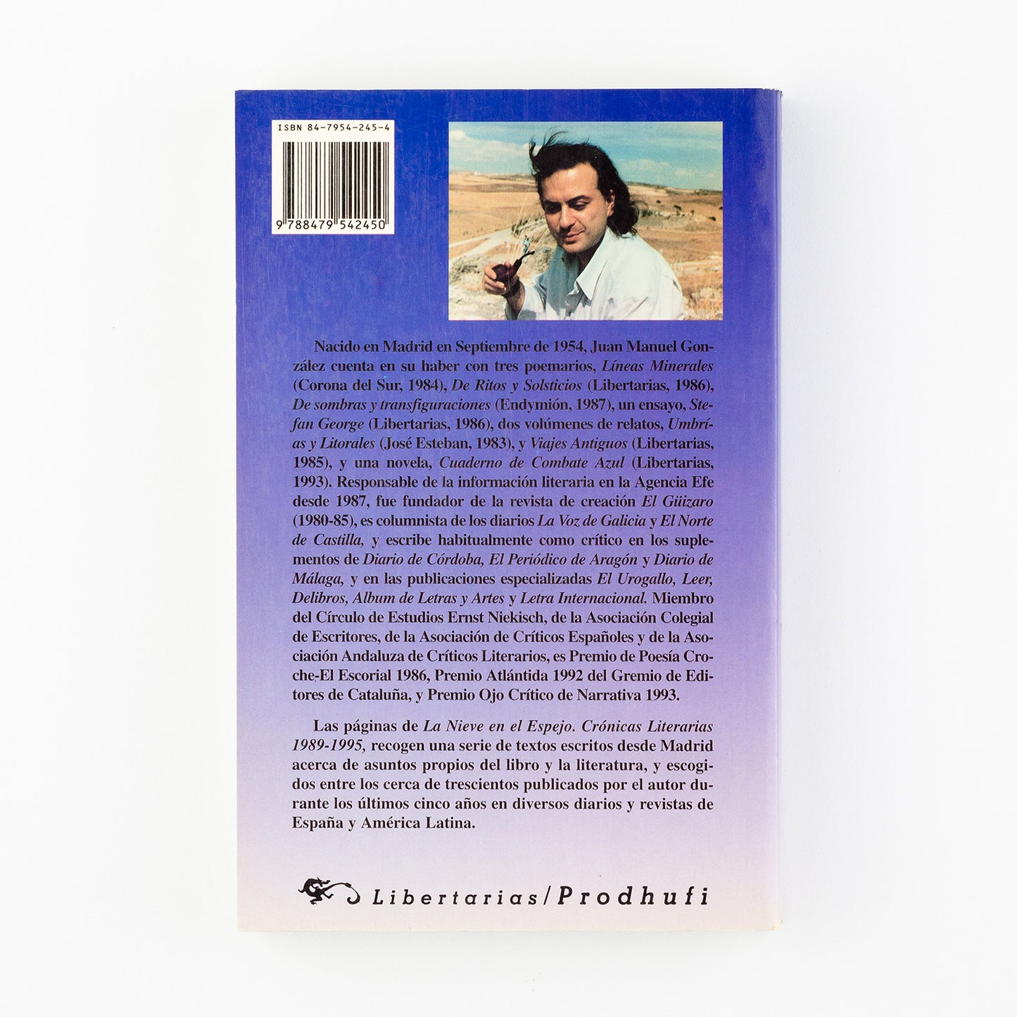 La nieve en el espejo. Crónicas literarias, 1989-1995