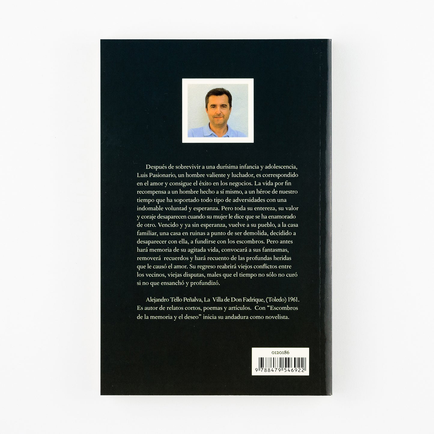 Escombros de la memoria y el deseo